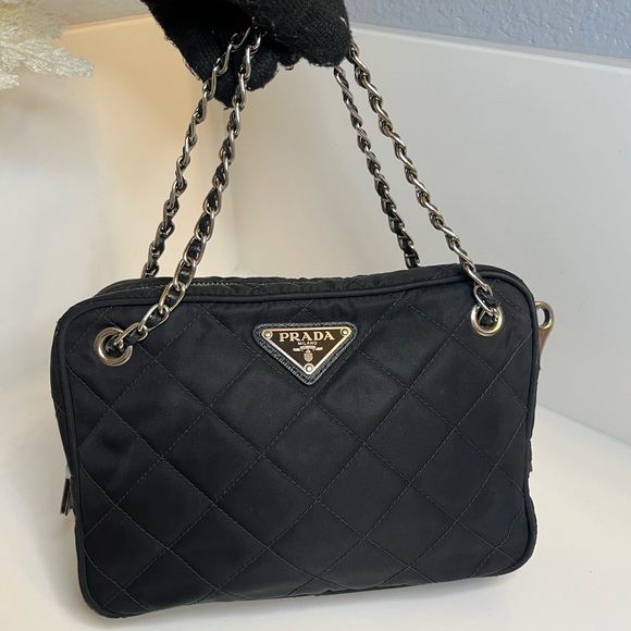 ❌SOLD❌🎀 Prada Camera Bag Quilted Tessuto Small - Picture 7 of 16